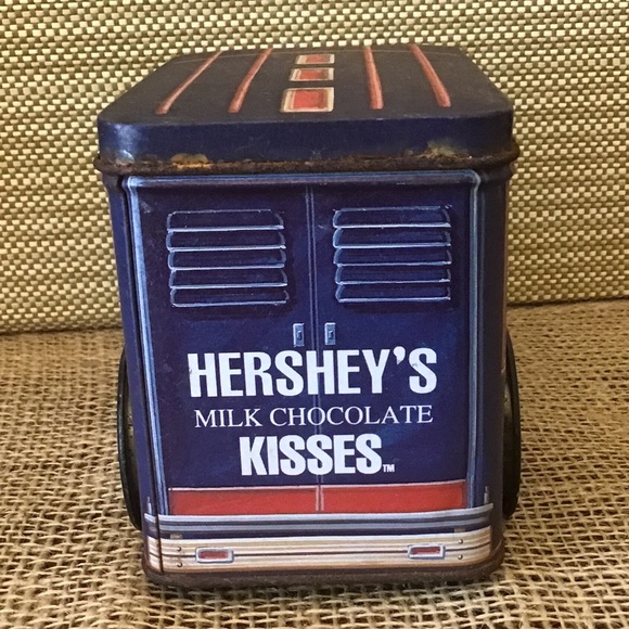 Hershey’s Chocolate 1995 delivery truck tin container - Picture 6 of 7
